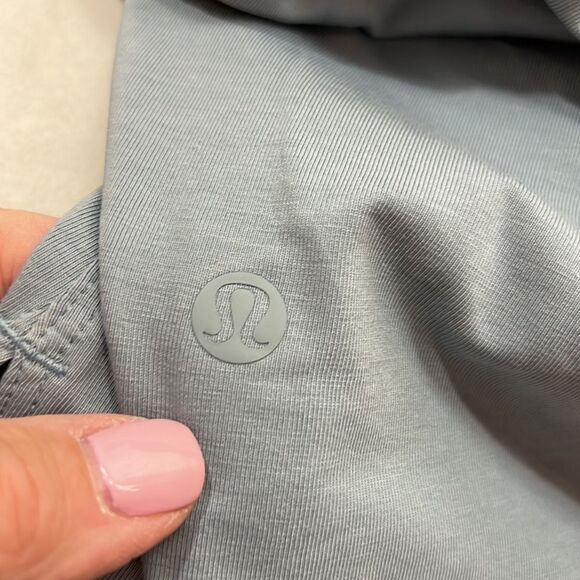 Lululemon Day Tripper chambray blue performance dress NWOT size 2 - Picture 12 of 13